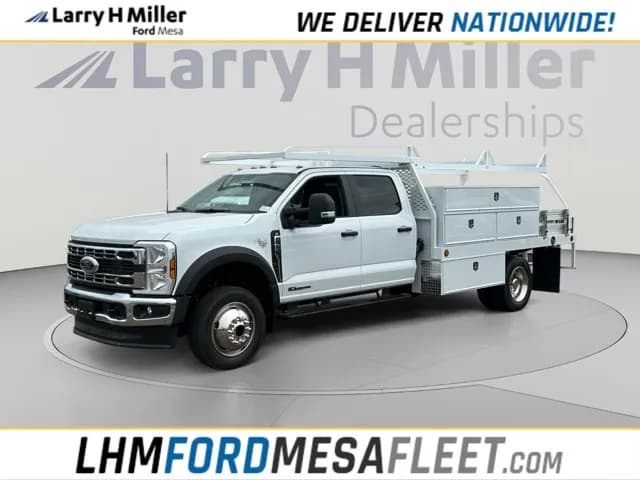 2026 Ford F-450 Crew Cab - Service