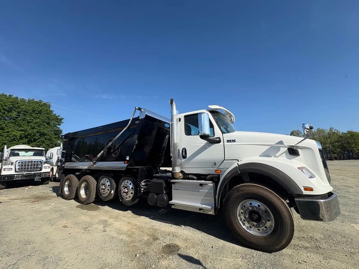2026 International HX620 - Dump