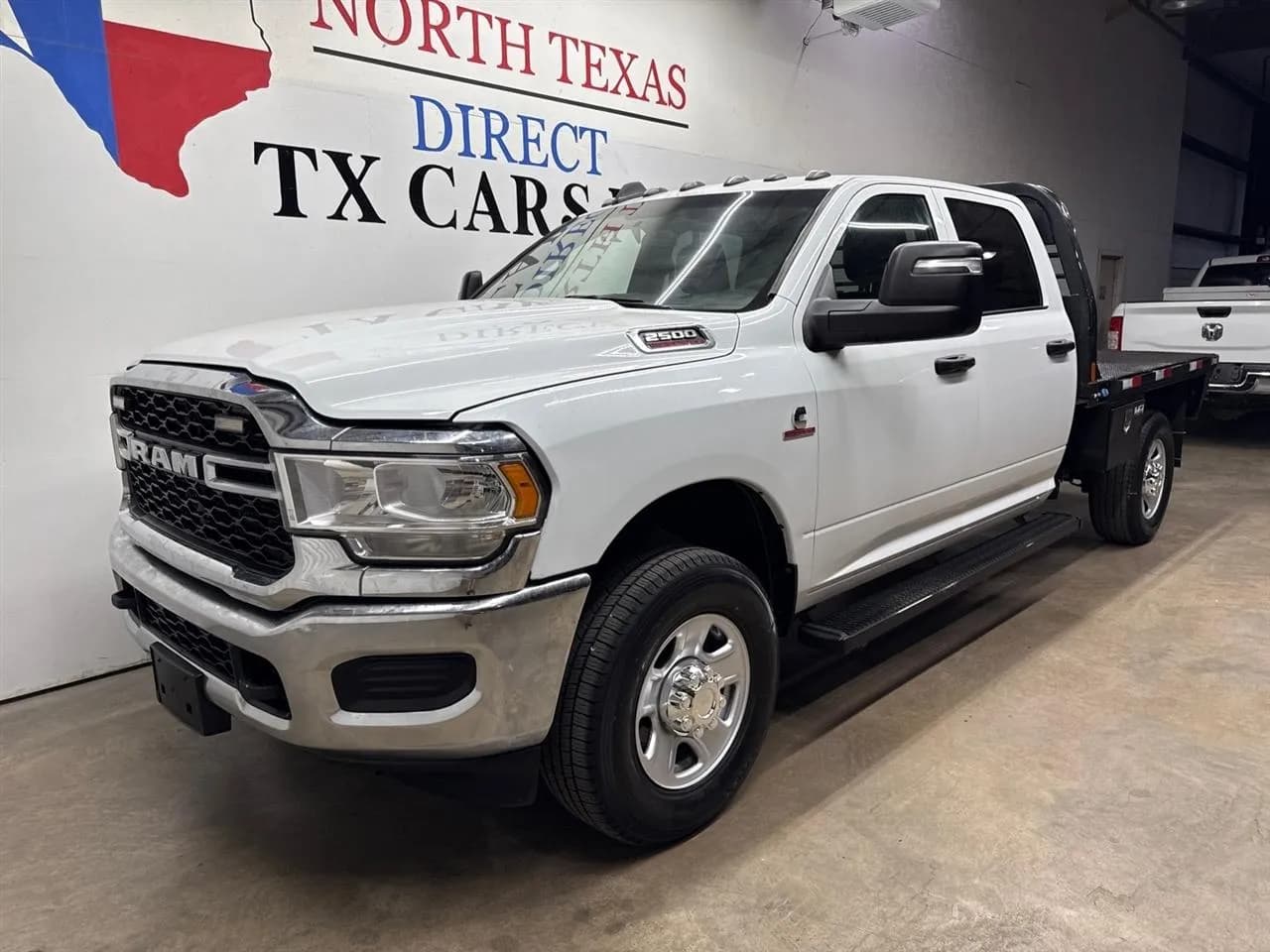 2024 Ram 2500 Tradesman Crew Cab LWB - Pickup