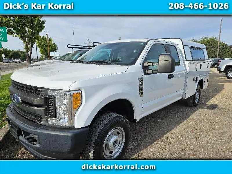 2017 Ford F-250 SD XL SuperCab Long Bed - Pickup