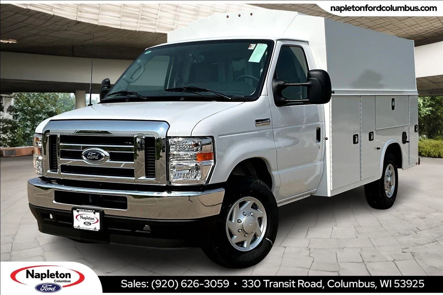 2025 Ford E-350 Cutaway - Box