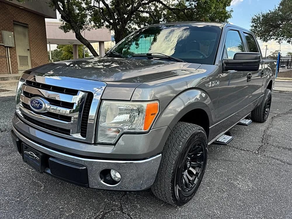 2011 Ford F150 - Pickup