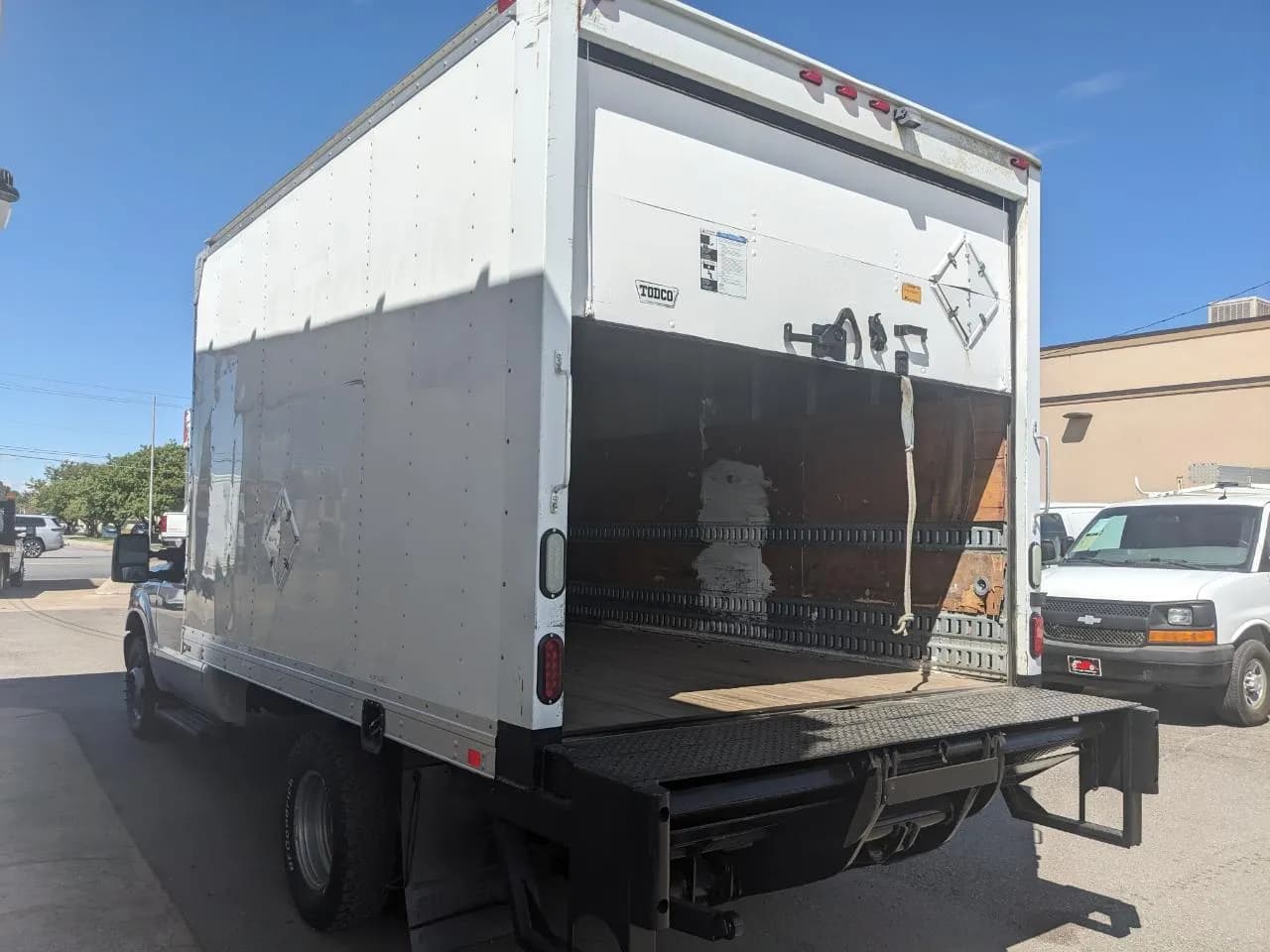 2015 Ford F350 S/D - Box
