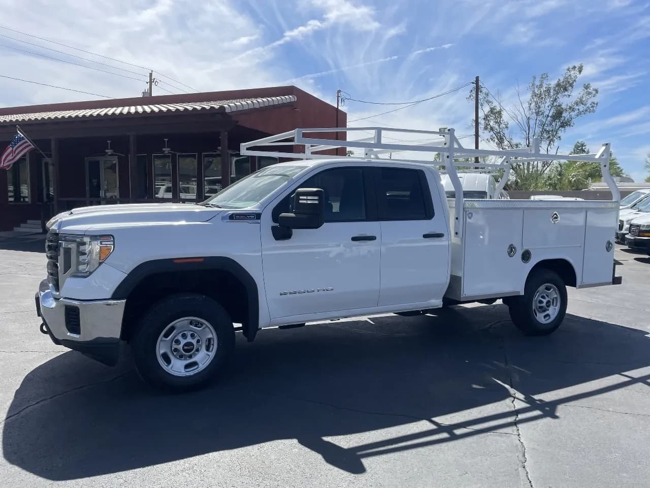 2022 GMC Sierra 2500HD - Service