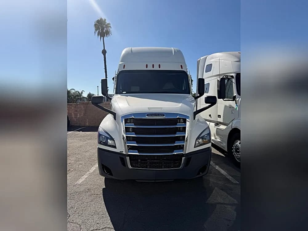 2022 Freightliner Cascadia