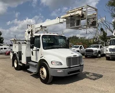 2017 Freightliner M2 - Bucket