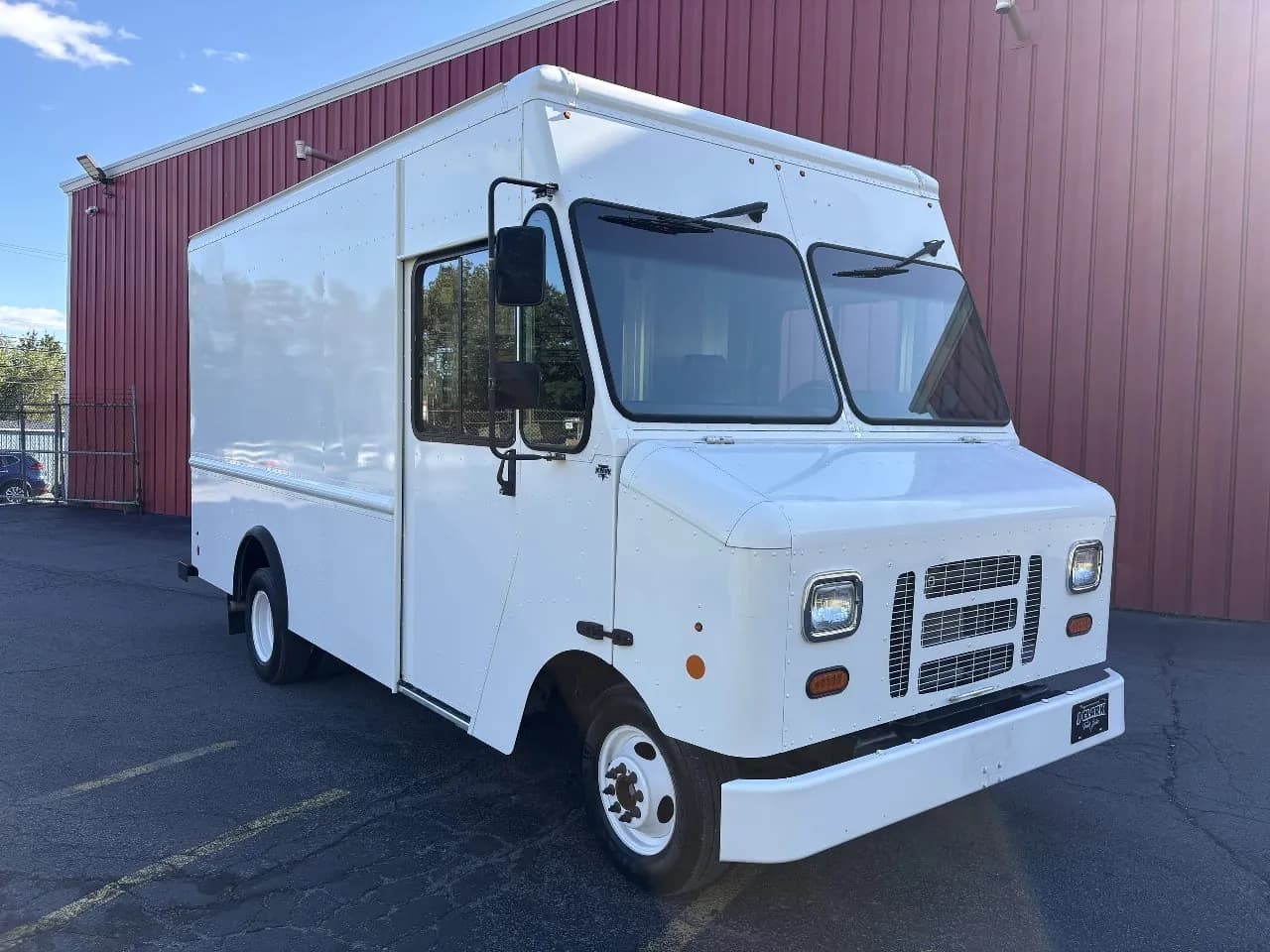 2017 Ford E-350 12’ P500 - Chassis