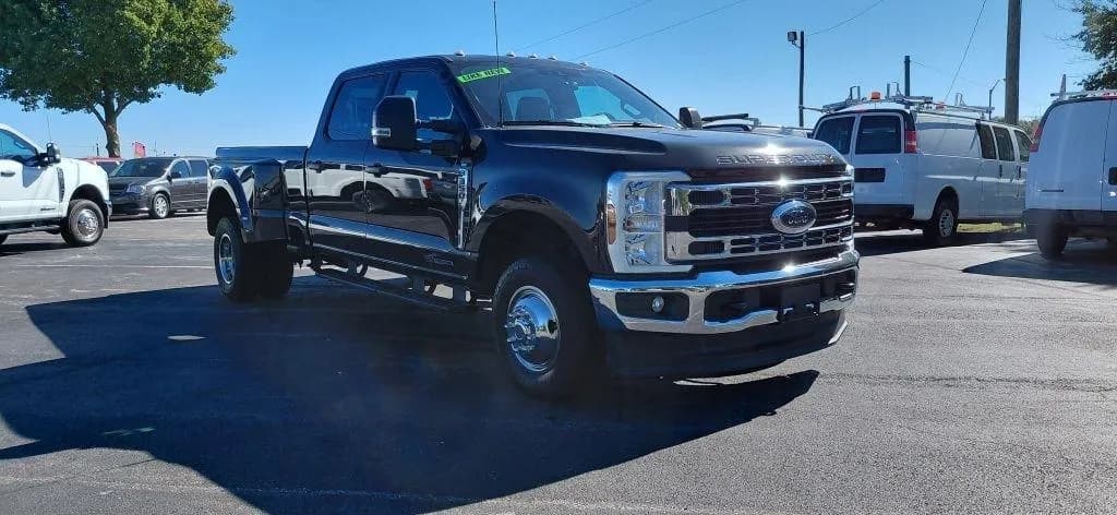 2026 Ford F-350 SD XL Crew Cab Long Bed - Pickup