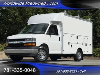 2021 Chevrolet Express 3500 12' - Box