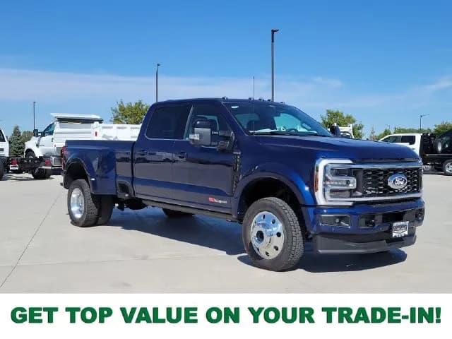 2027 Ford F-450 Crew Cab - Pickup