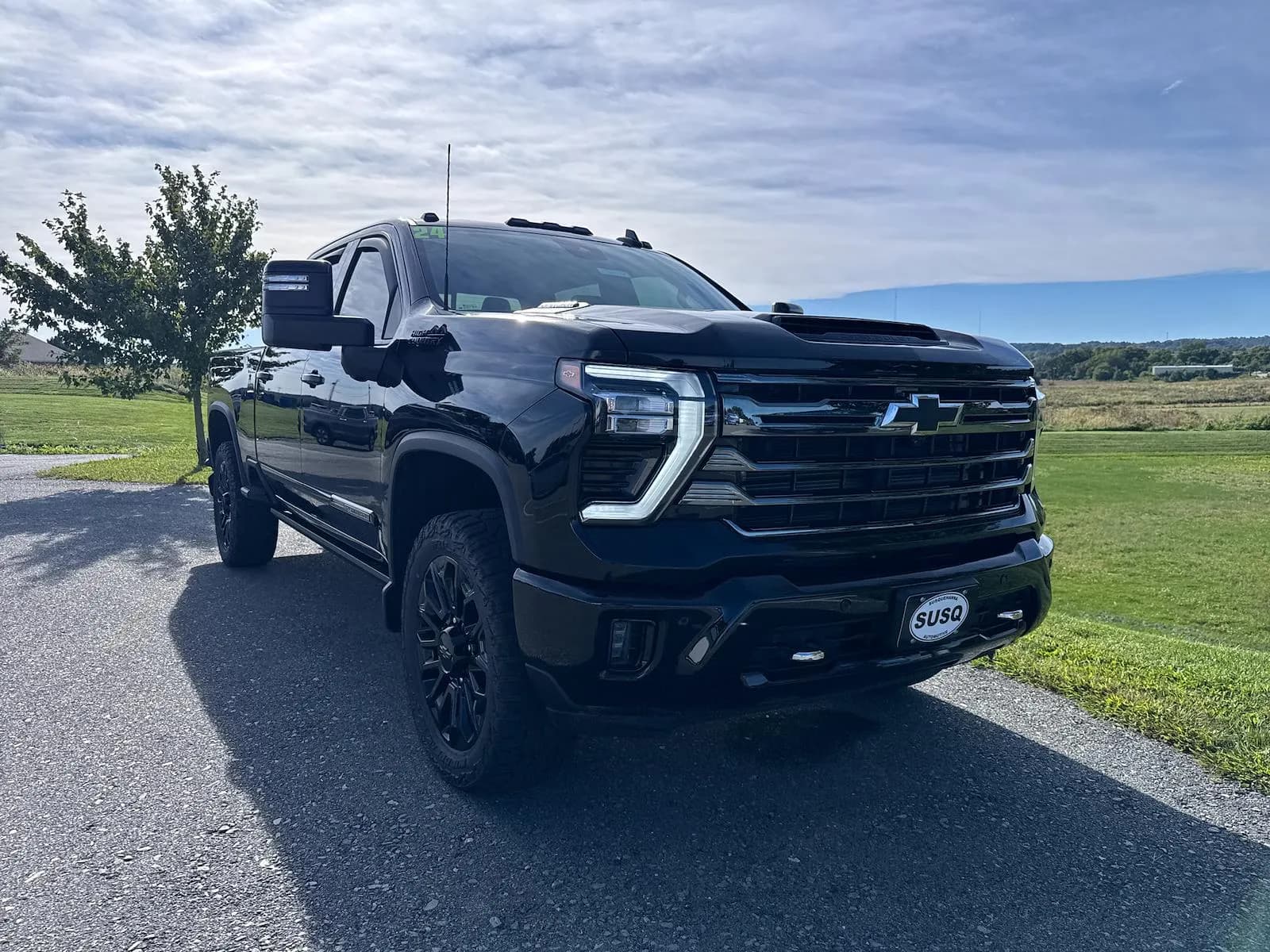 2024 Chevrolet Silverado 2500 Crew Cab - Pickup