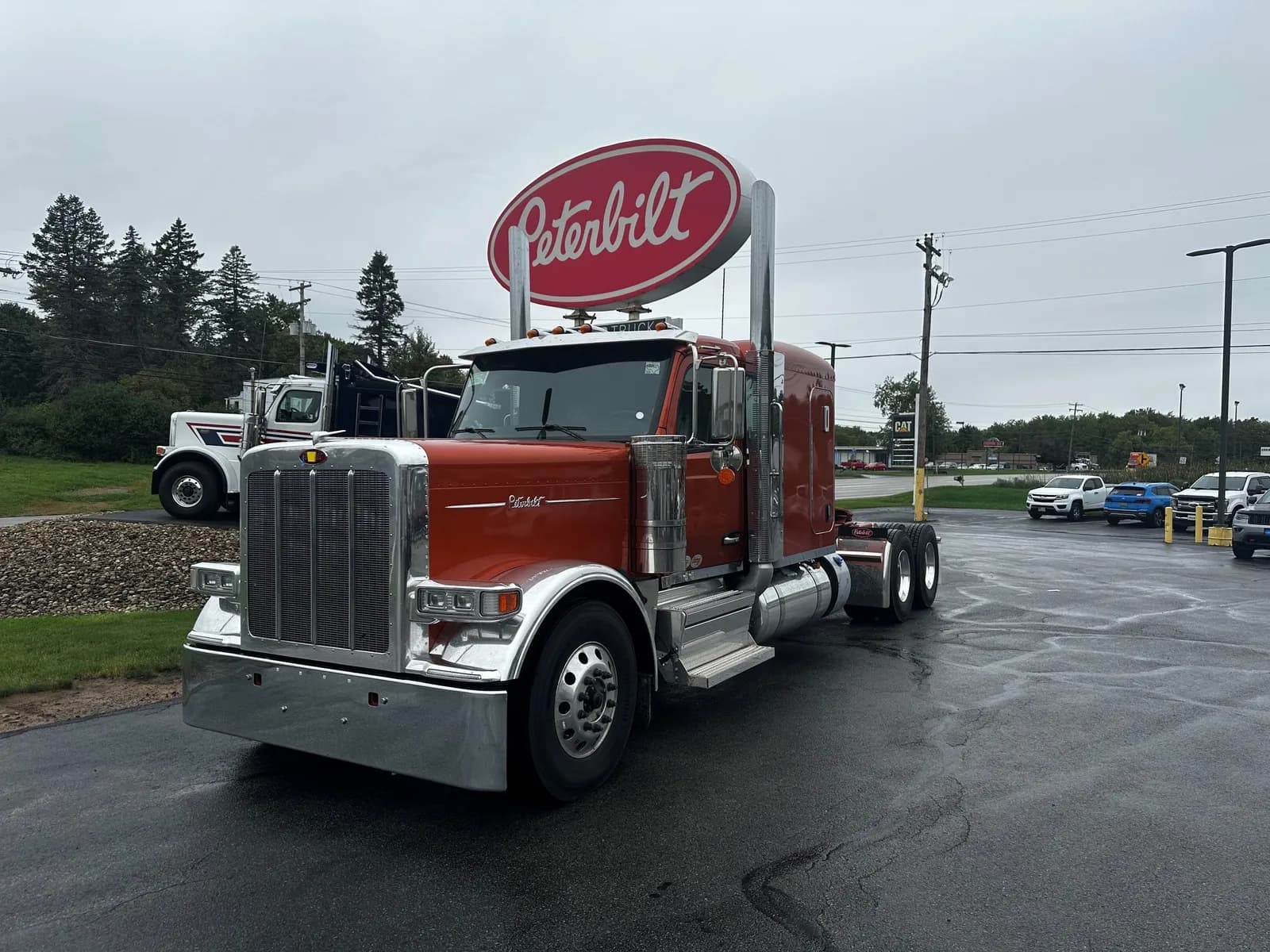 2027 PETERBILT 589