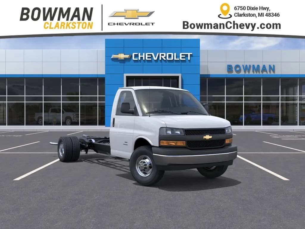 2026 Chevrolet Express 3500 - Box