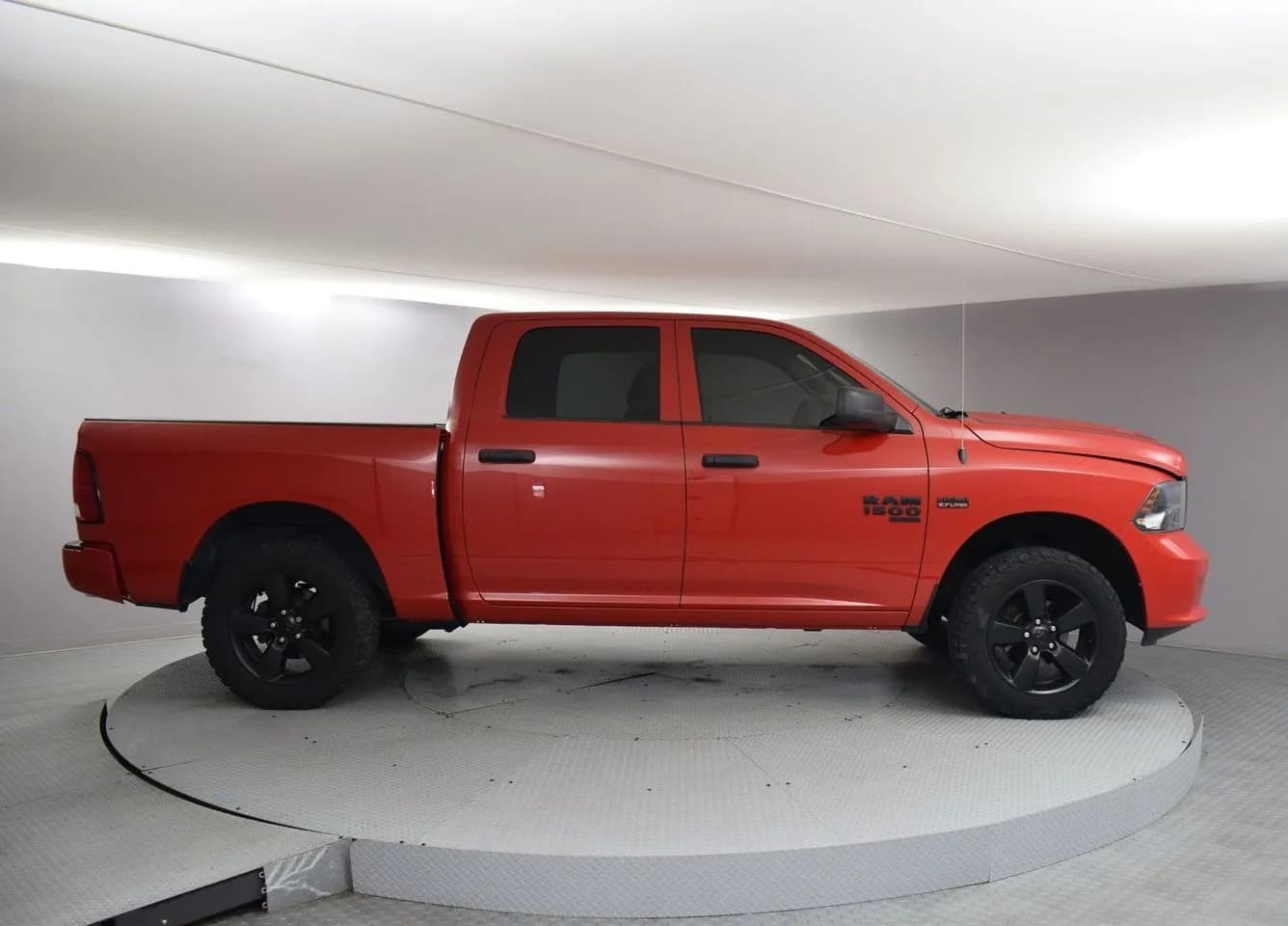 2019 Ram 1500 Classic - Pickup