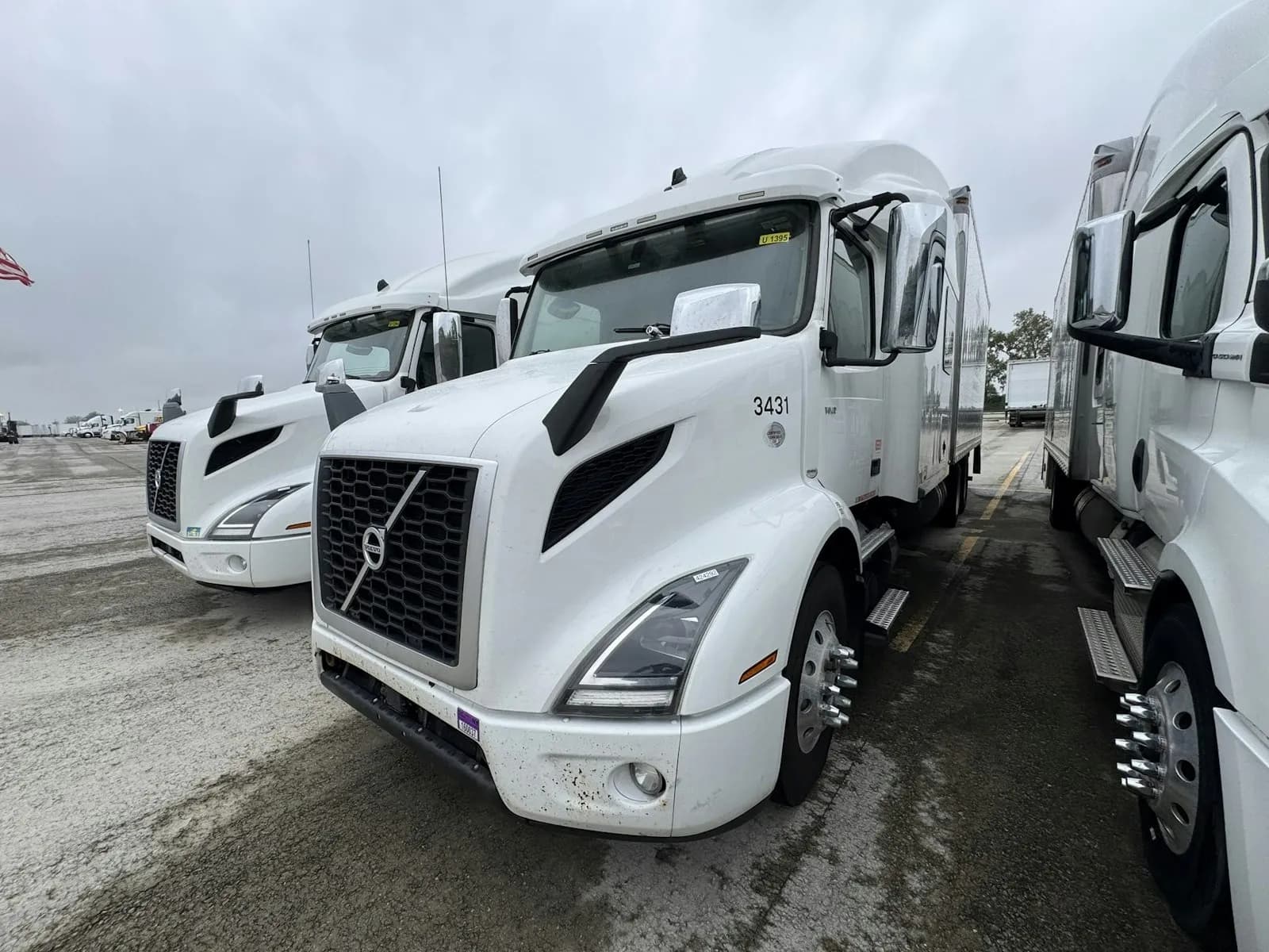 2020 Volvo VNR62T400 - Chassis