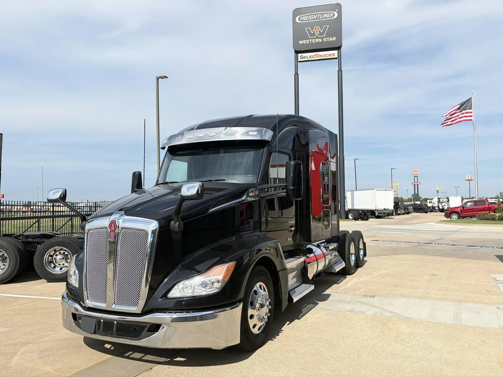 2023 Kenworth T680