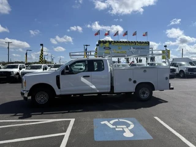 2027 Ford F-250 - Service