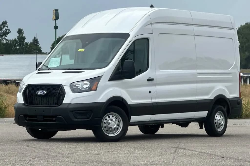 2025 Ford Transit-250 Cargo - Vans