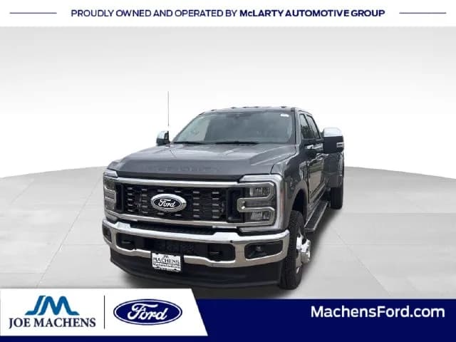 2027 Ford F-350 Crew Cab - Pickup