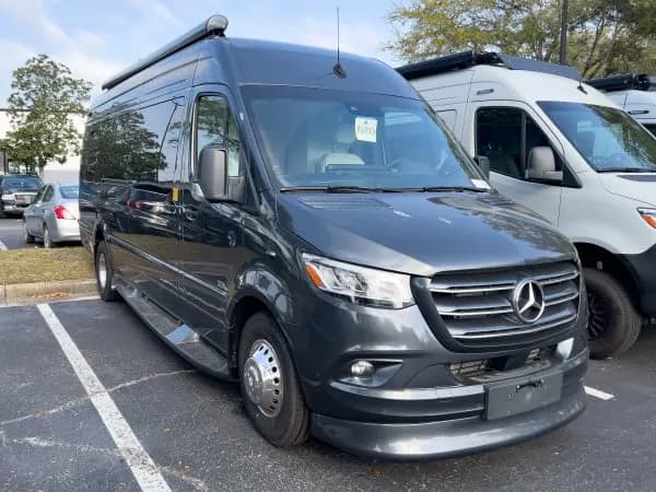 2026 Midwest Automotive Designs HERITAGE - Vans