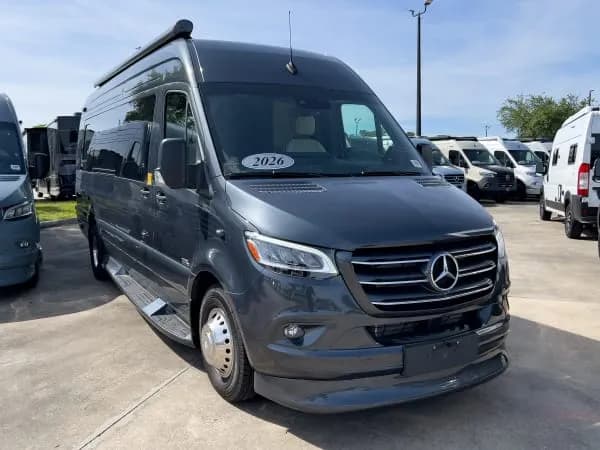 2026 Midwest Automotive Designs HERITAGE - Vans