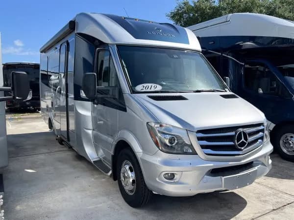 2019 Leisure Travel Vans UNITY - Chassis