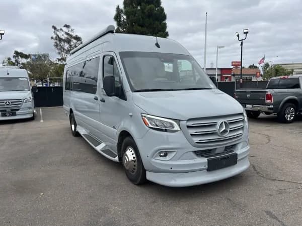 2026 Midwest Automotive Designs HERITAGE - Vans