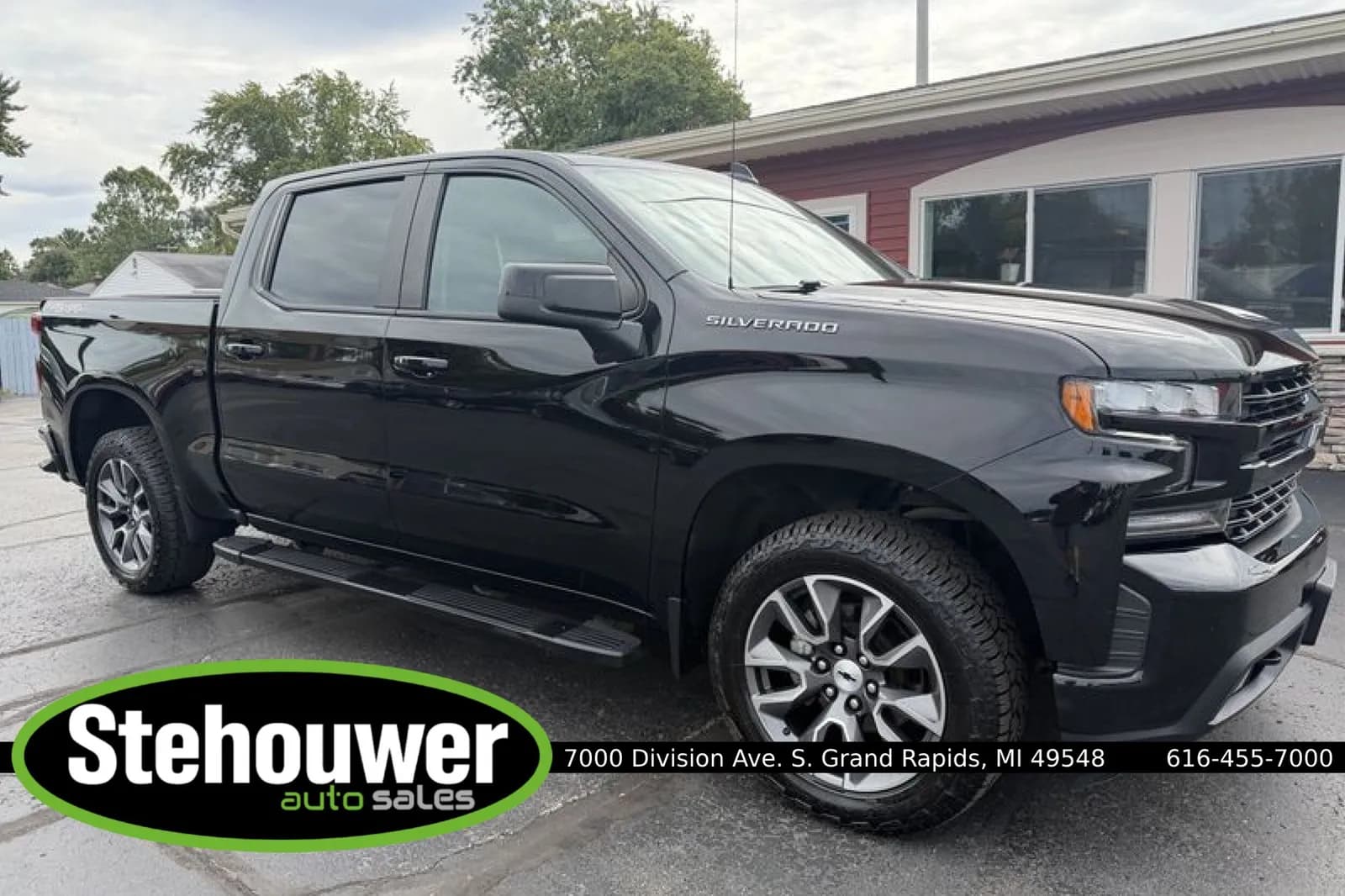 2021 Chevrolet Silverado 1500 RST - Pickup