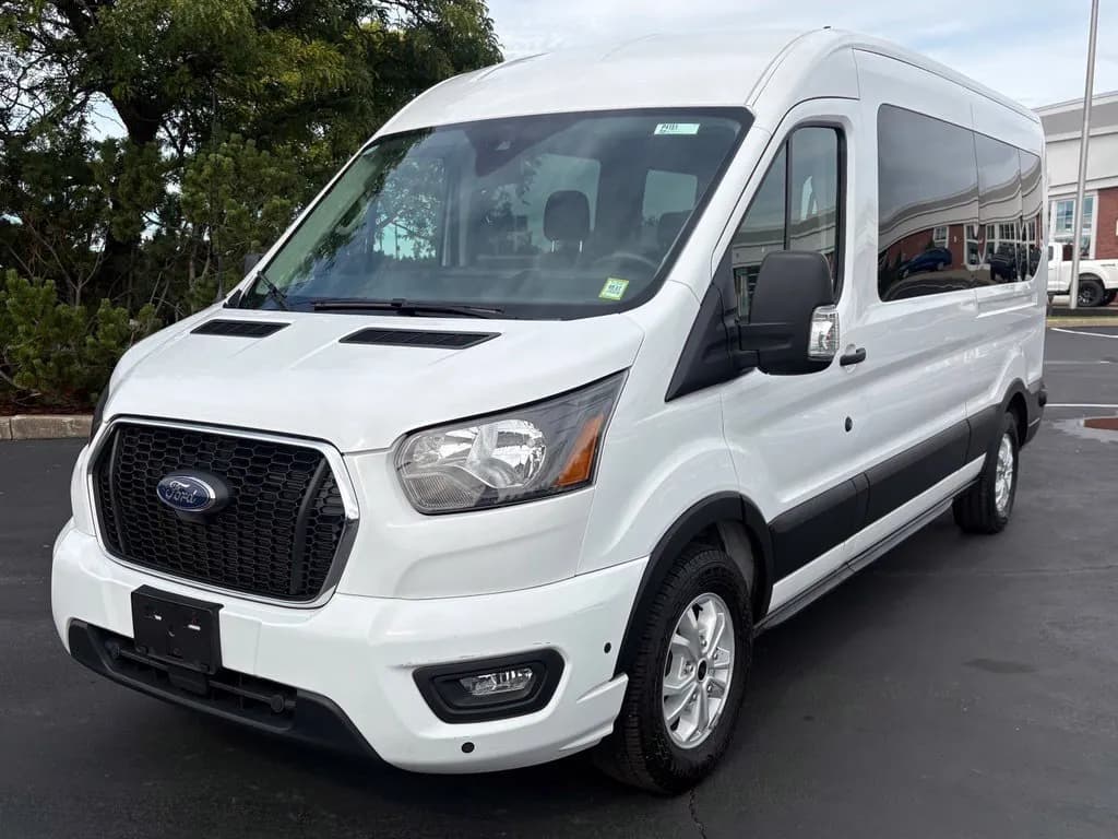2024 Ford Transit Passenger Wagon - Vans