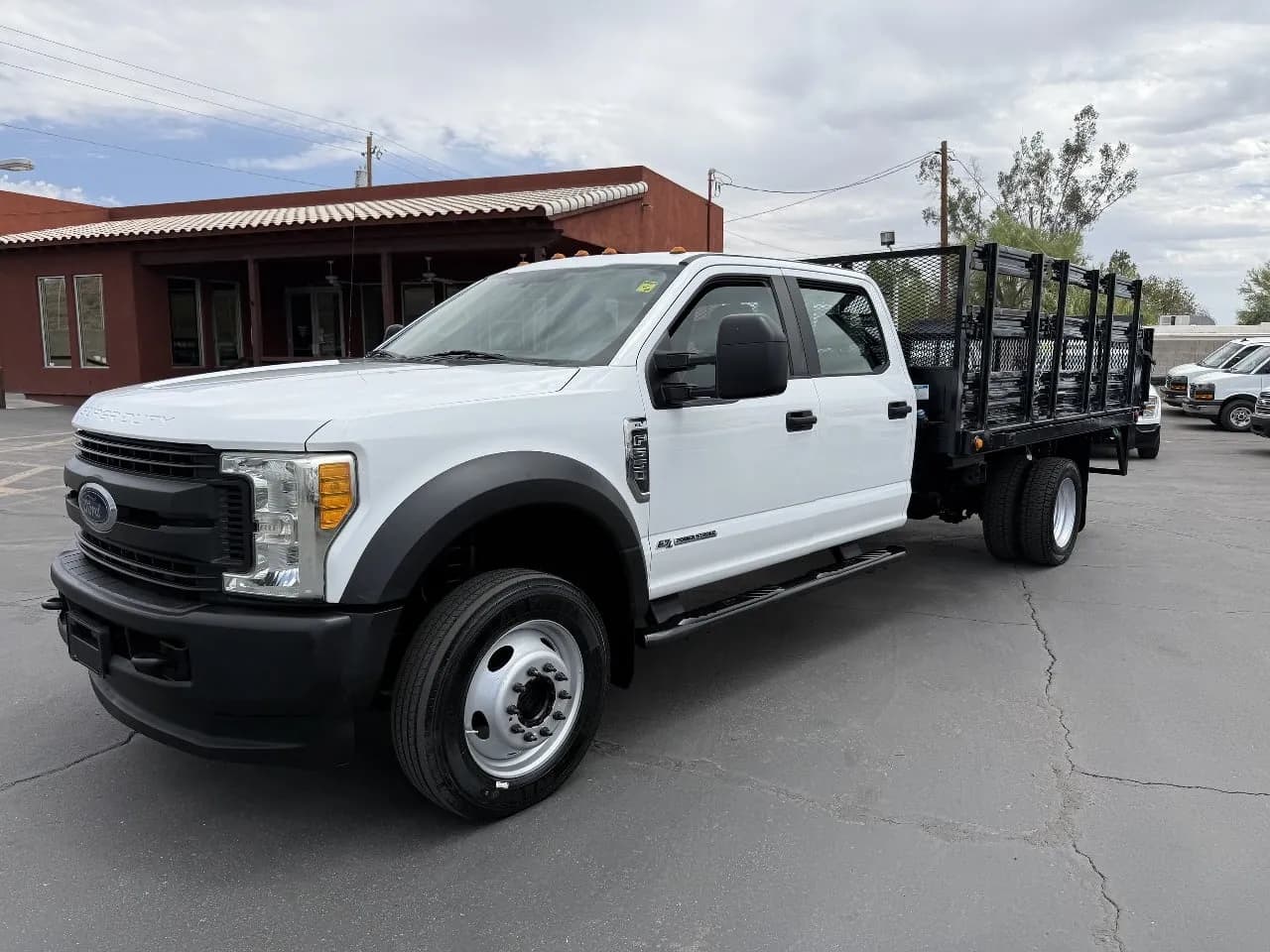 2017 Ford F550 - Stake