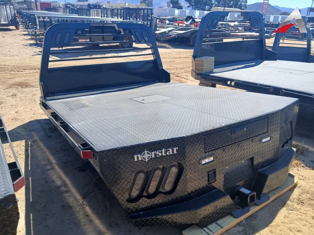 2027 NORSTAR TRAILERS MEXICO S DE RL DE CV NORSTAR TRAILERS MEXICO S DE RL DE CV - Stake