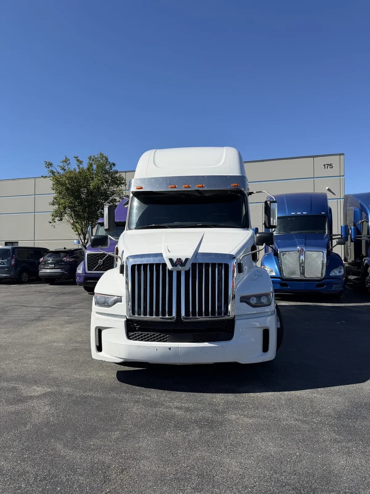 2025 Western Star X57 - Sleeper