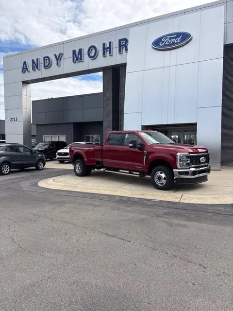 2027 Ford F-350 Crew Cab - Pickup