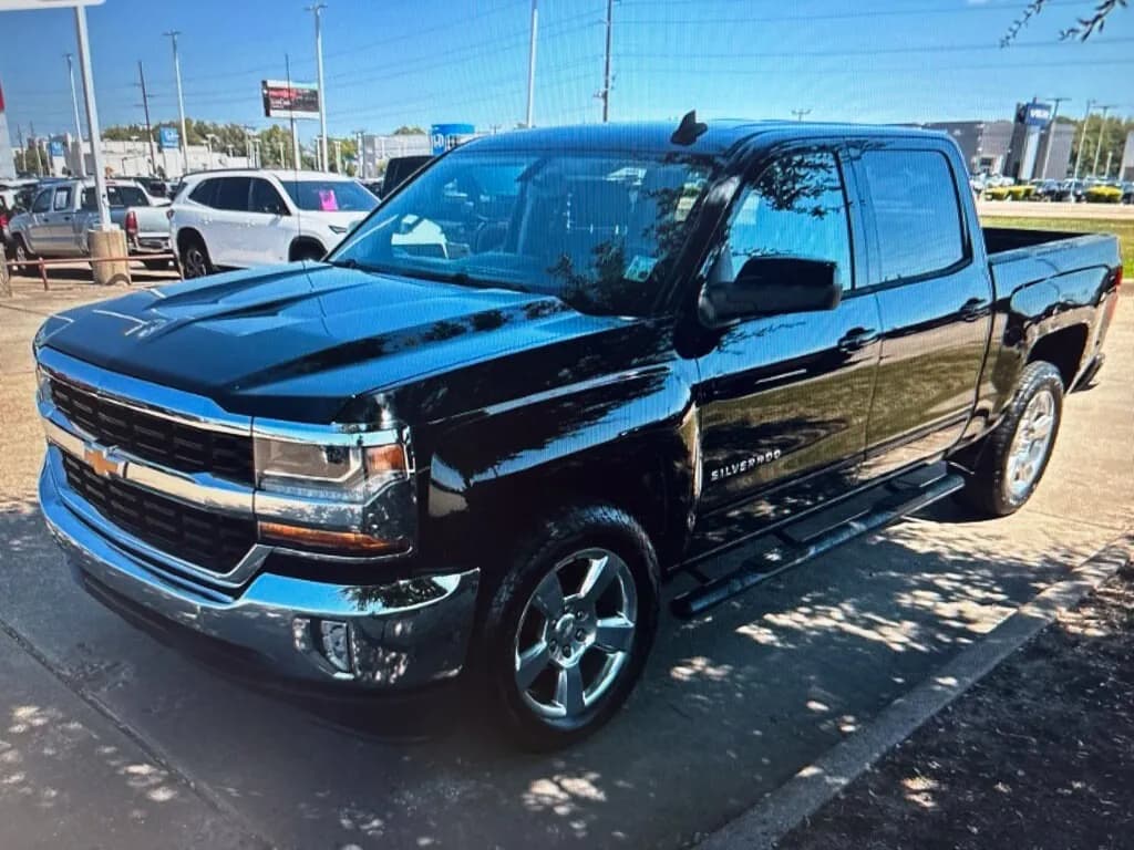 2017 Chevrolet Silverado 1500 - Pickup