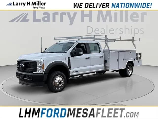 2026 Ford F-450 Crew Cab - Chassis