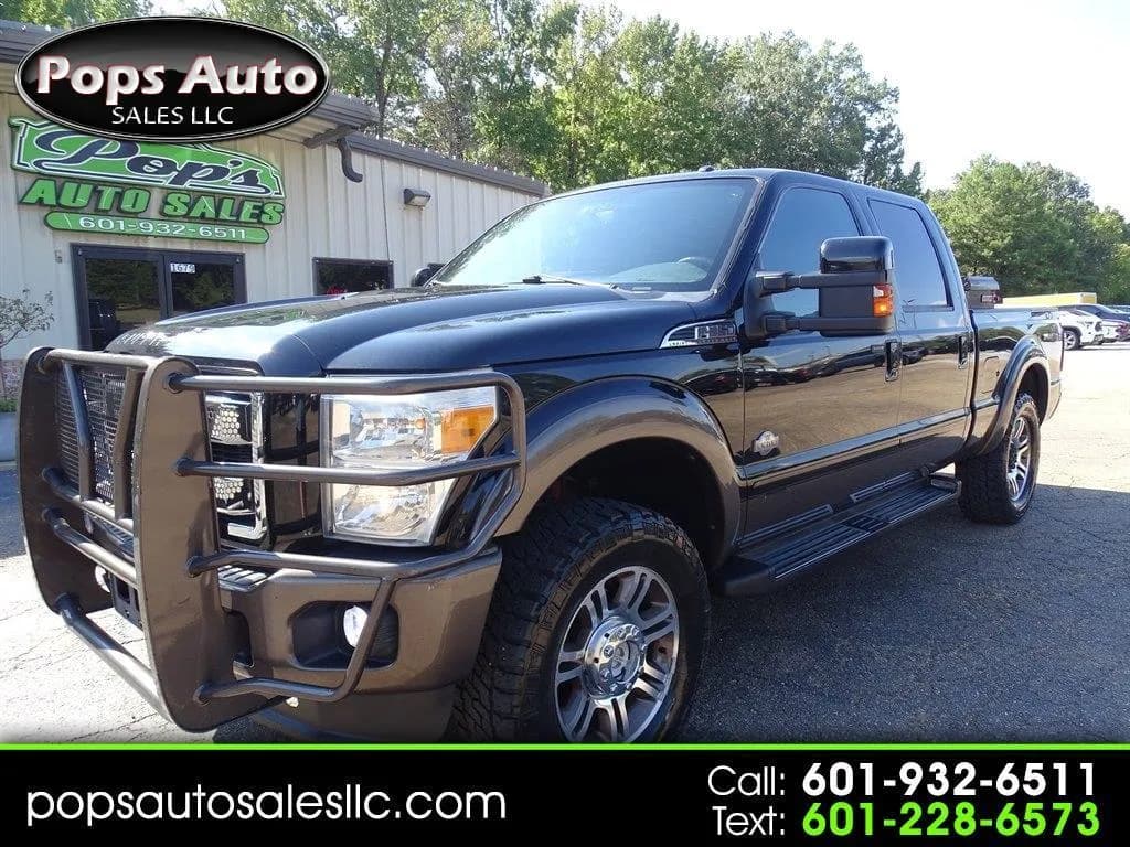 2016 Ford F-250 SD Lariat Crew Cab - Pickup