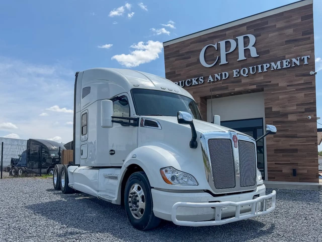 2020 Kenworth T680 - Sleeper