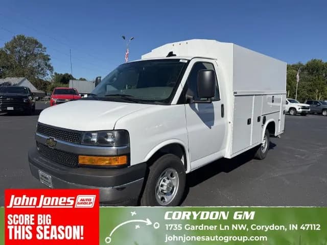 2026 Chevrolet Express 3500 - Box