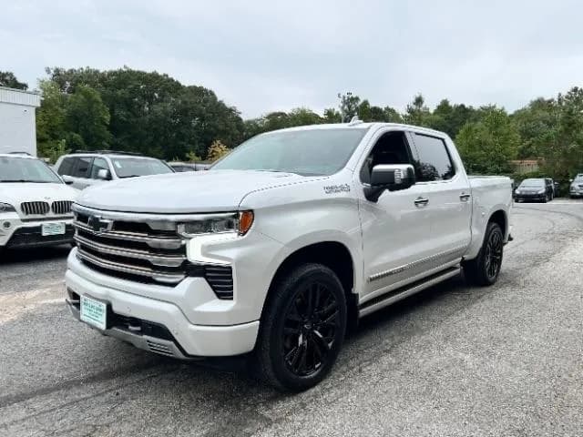 2022 Chevrolet Silverado 1500 High Country Crew Cab - Pickup