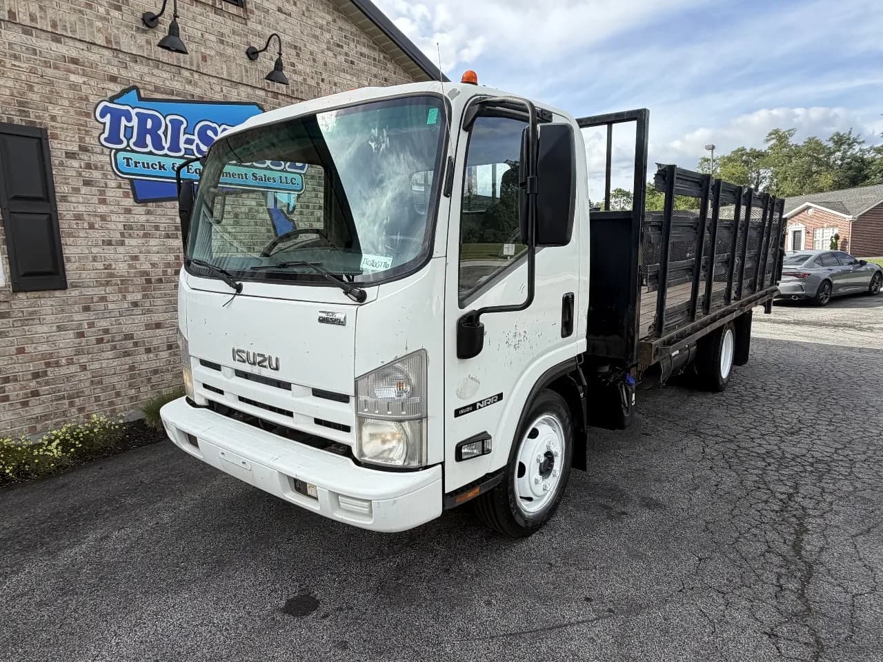 2015 Isuzu NRR - Stake
