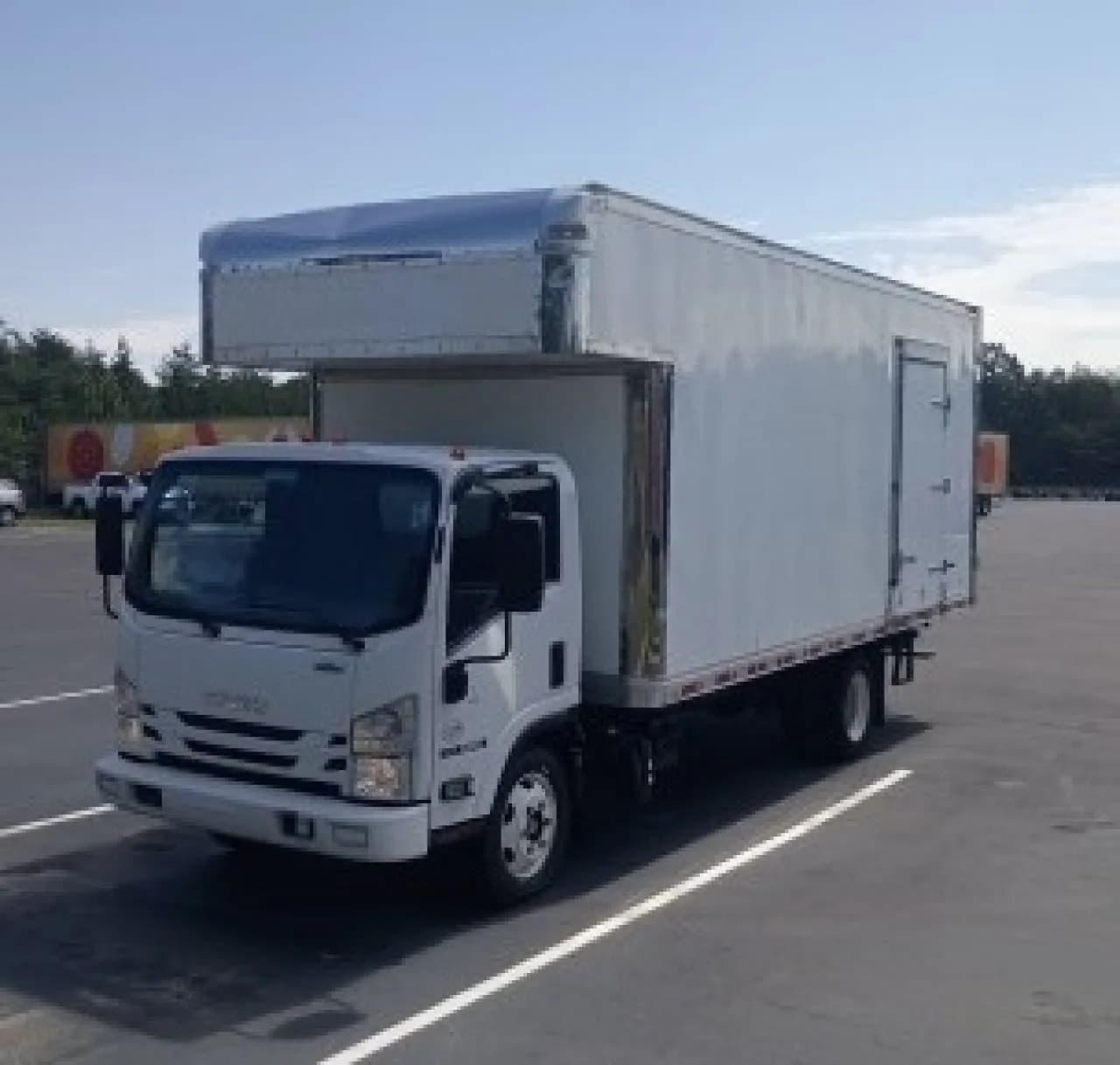 2020 Isuzu NRR - Box