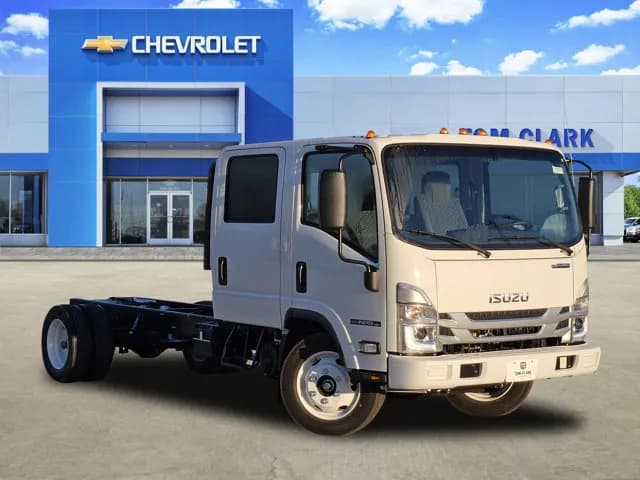 2027 Isuzu NPR-HD Crew Cab - Chassis