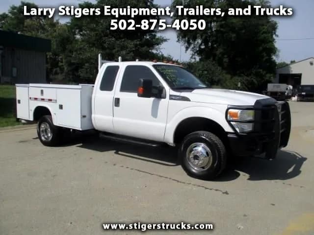 2012 Ford F-350 SD XLT SuperCab Long Bed - Chassis