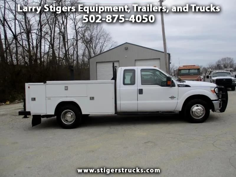 2012 Ford F-350 SD XL SuperCab Long Bed - Chassis