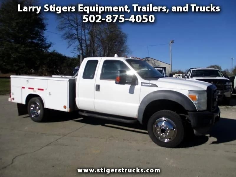 2011 Ford F-450 SD SuperCab - Chassis