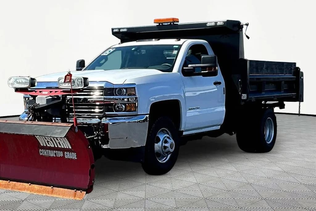 2015 Chevrolet Silverado 3500HD Chassis - Chassis