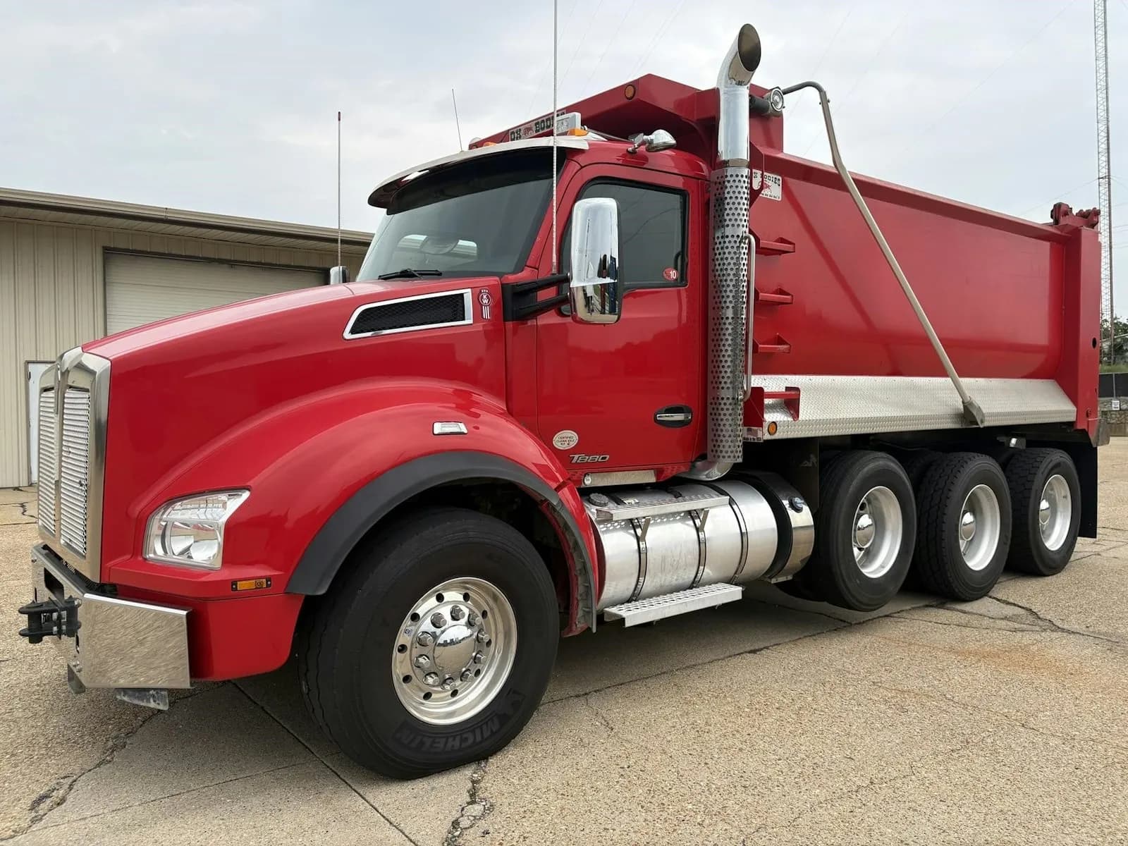 2021 Kenworth T880