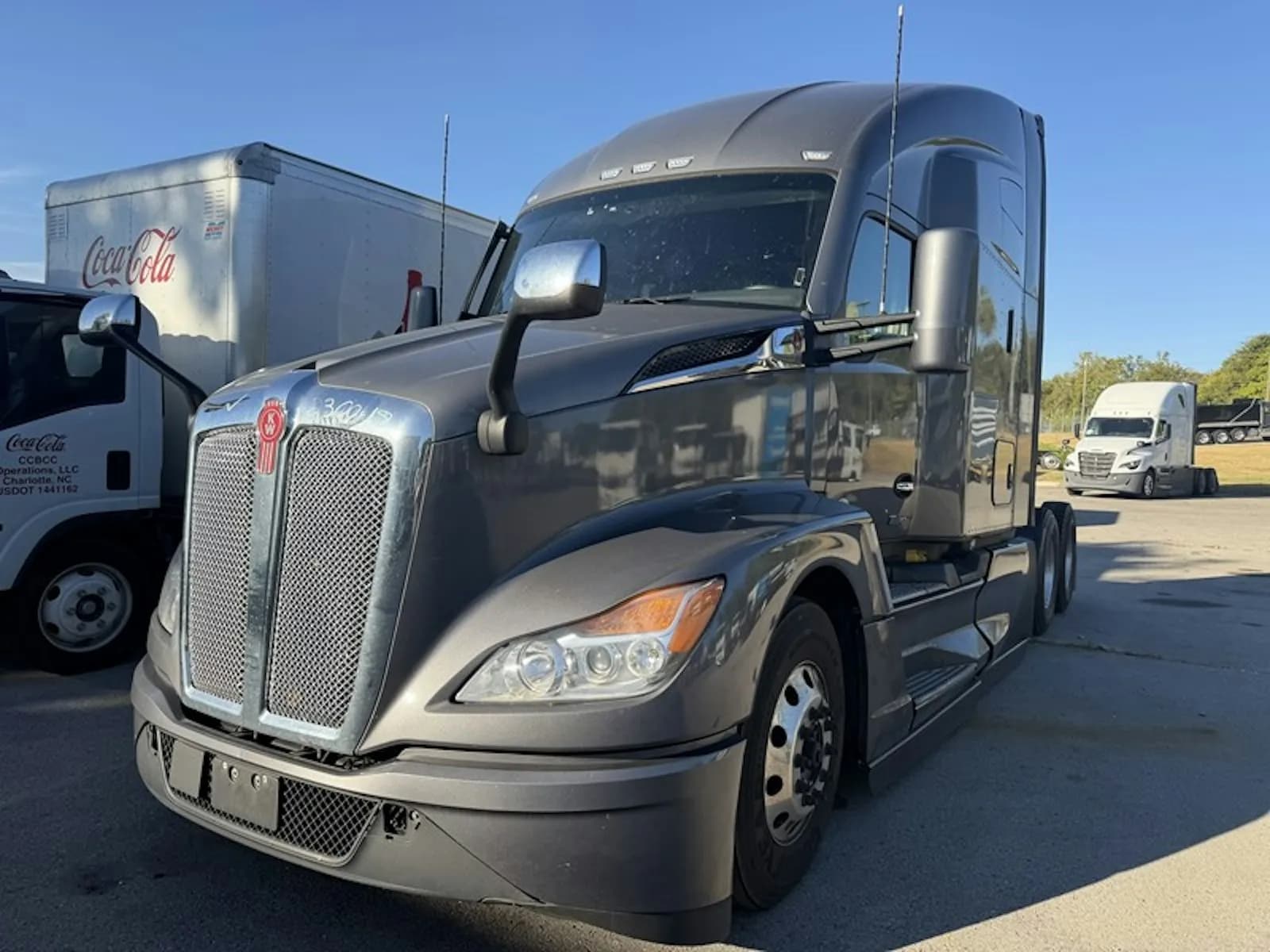 2023 Kenworth T680
