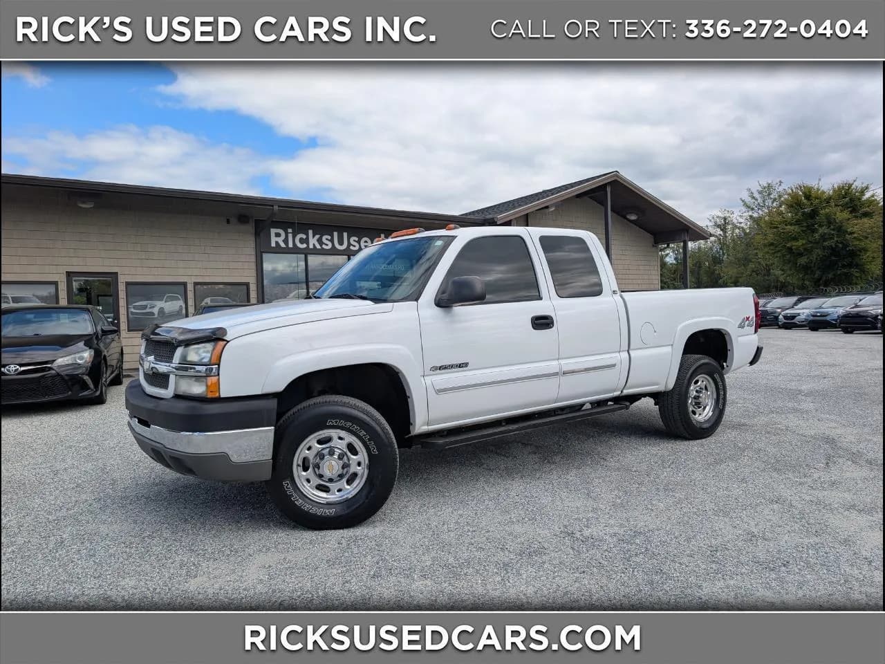 2004 Chevrolet Silverado 2500HD LS Ext Cab - Pickup