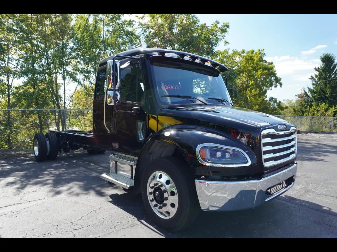 2027 Freightliner M2 106 - Tow